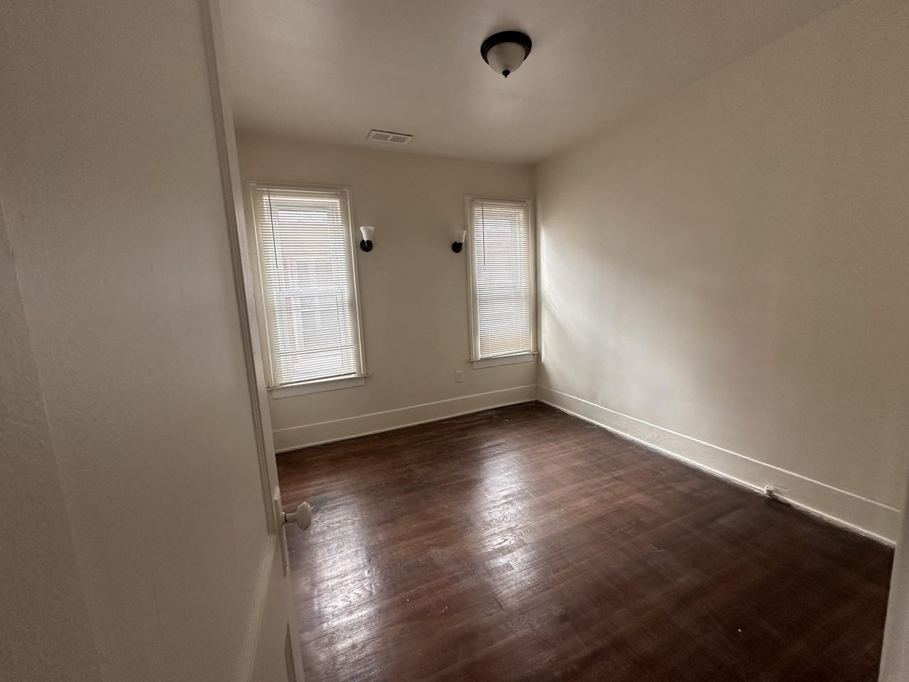 2293 W Philadelphia St - Photo 7 of 18