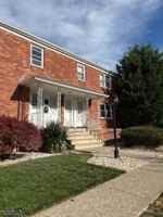 featured image of 1 Oak Grove Rd #B1