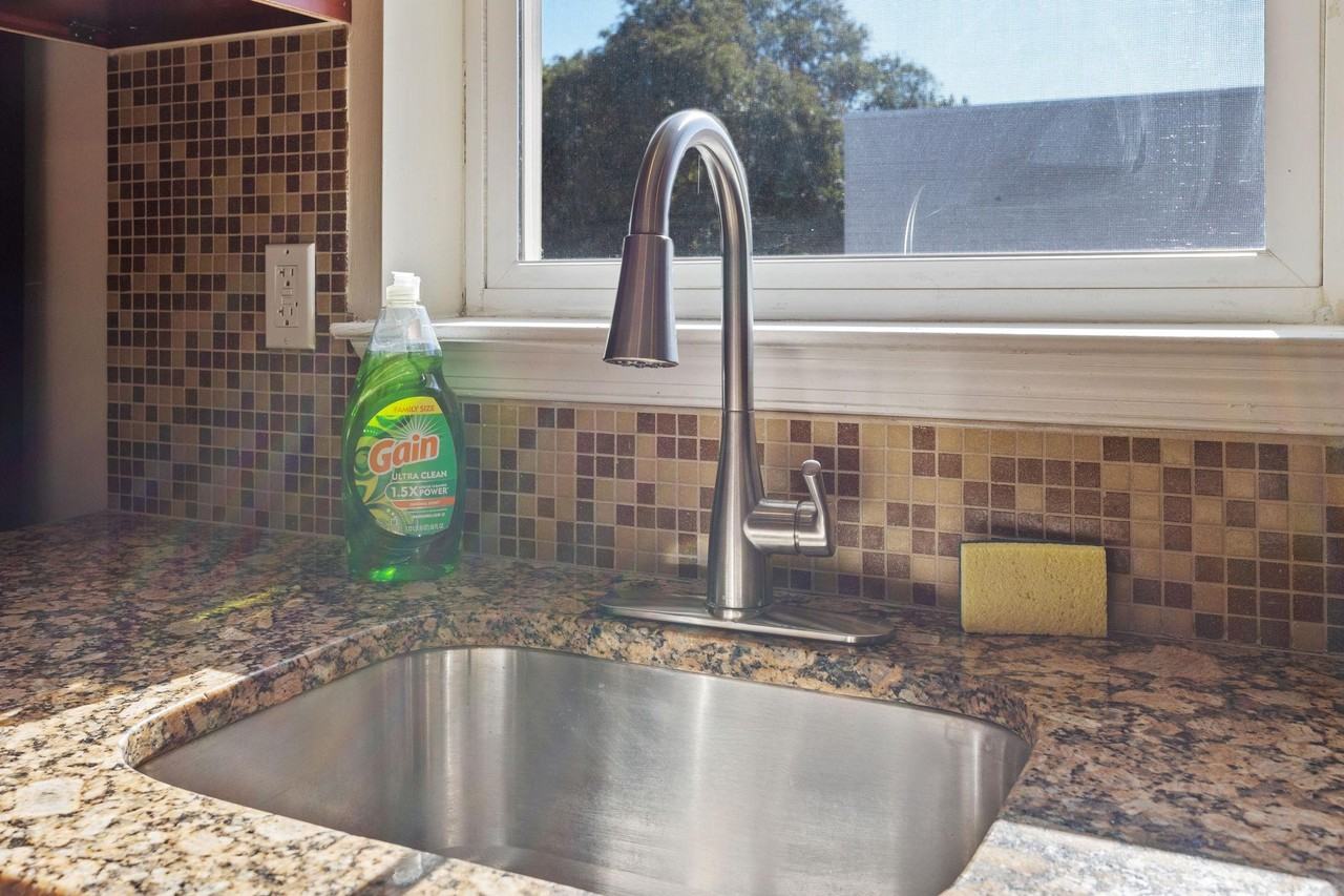 N 17th St - Photo 4 of 10