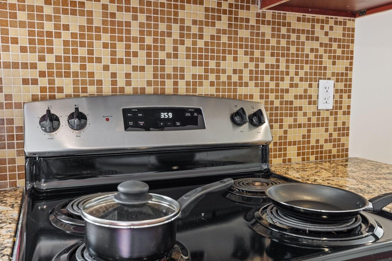 N 17th St - Photo 5 of 10