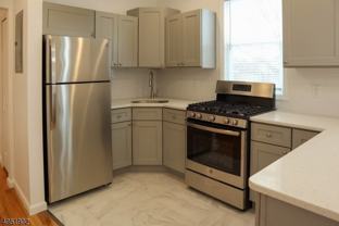 373 N 6th St ## 375 - Photo 1 of 1