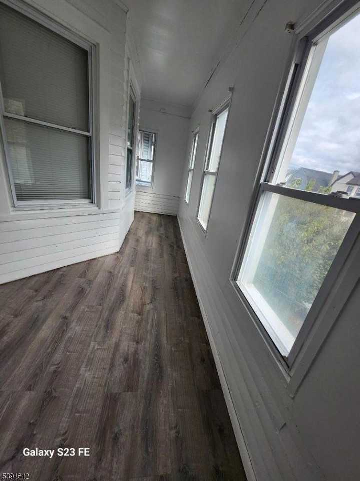 69 Seymour Ave #2 - Photo 5 of 16