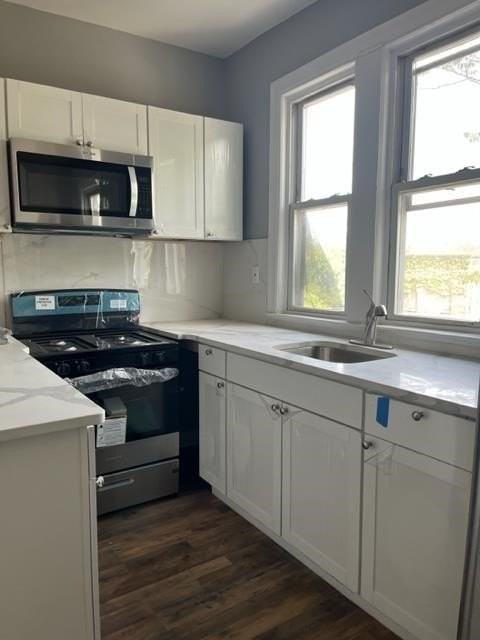 645 Jefferson Ave #2 - Photo 6 of 13