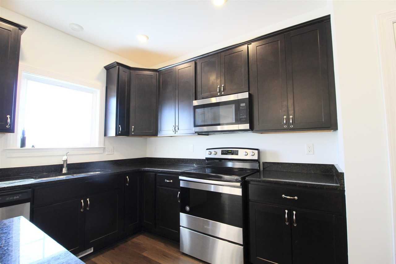 1145 Bluemoon Dr - Photo 3 of 19