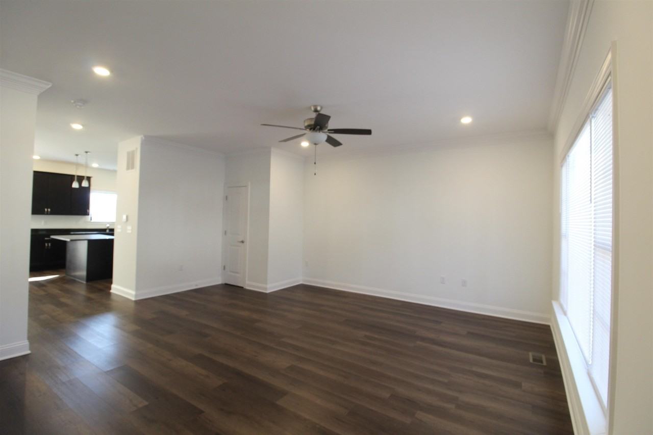 1145 Bluemoon Dr - Photo 5 of 19