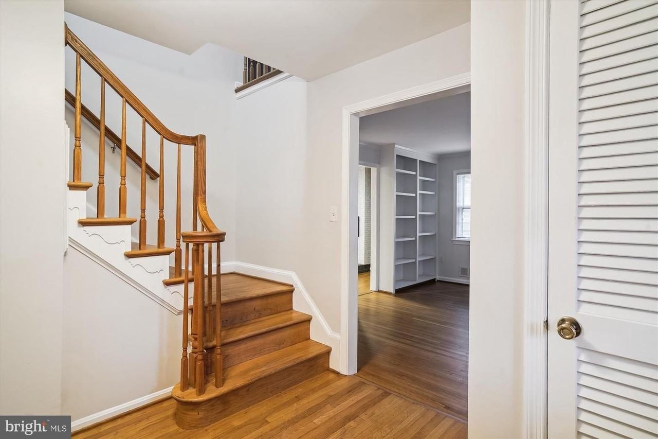 11808 Coldstream Dr - Photo 3 of 34