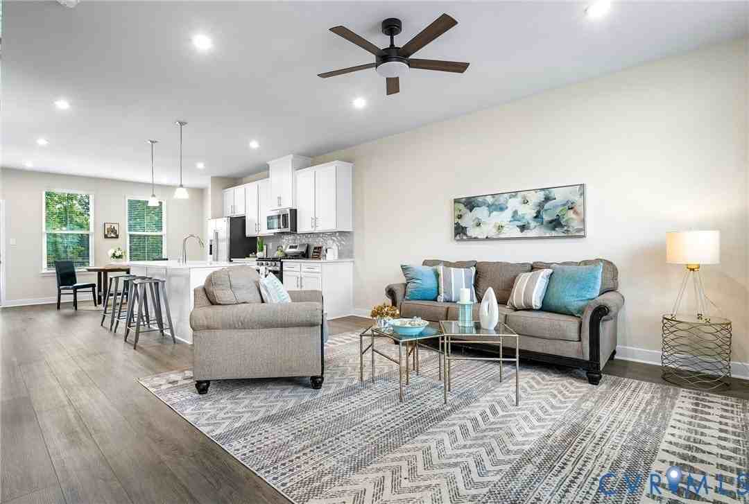 1255 Lazy River Rd - Photo 5 of 17