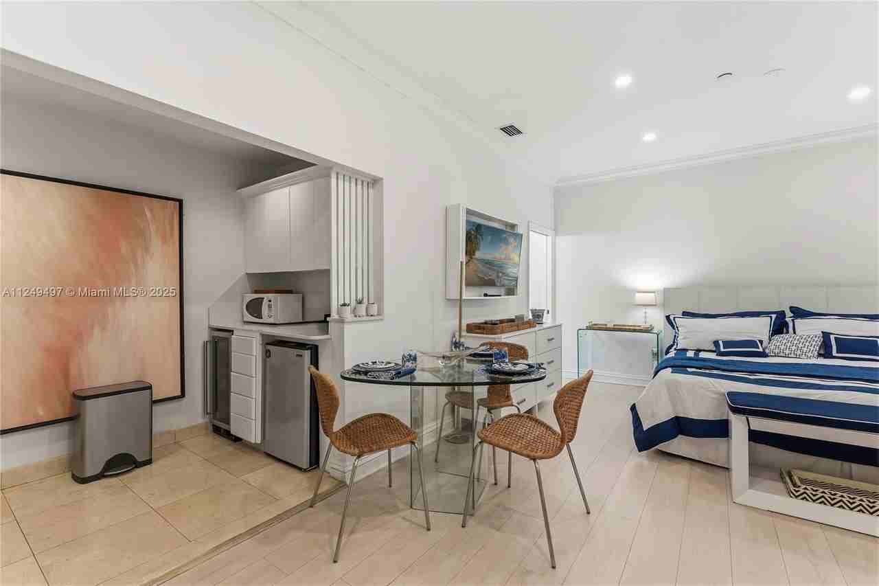 41217 Fisher Island Dr #41217 - Photo 2 of 21