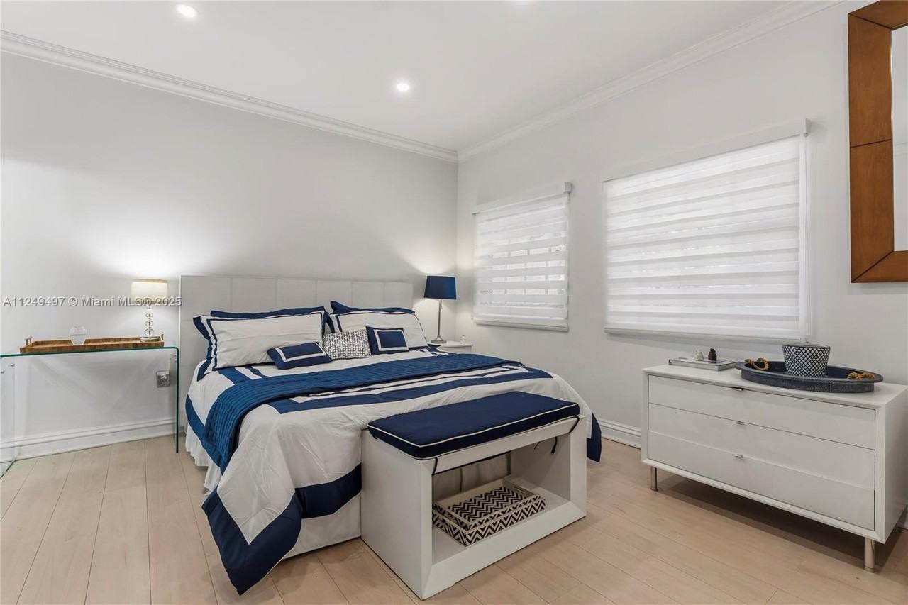 41217 Fisher Island Dr #41217 - Photo 4 of 21