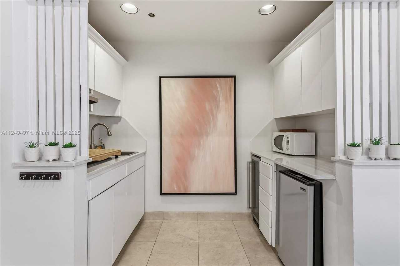 41217 Fisher Island Dr #41217 - Photo 7 of 21