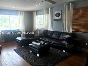 3630 Southwest 14th Street - Photo 3 of 22