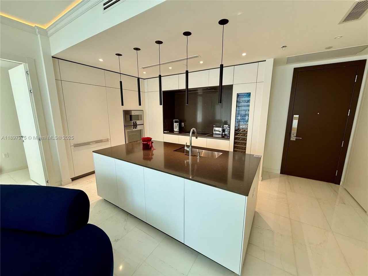 300 Biscayne Boulevard Way #2306 - Photo 6 of 32