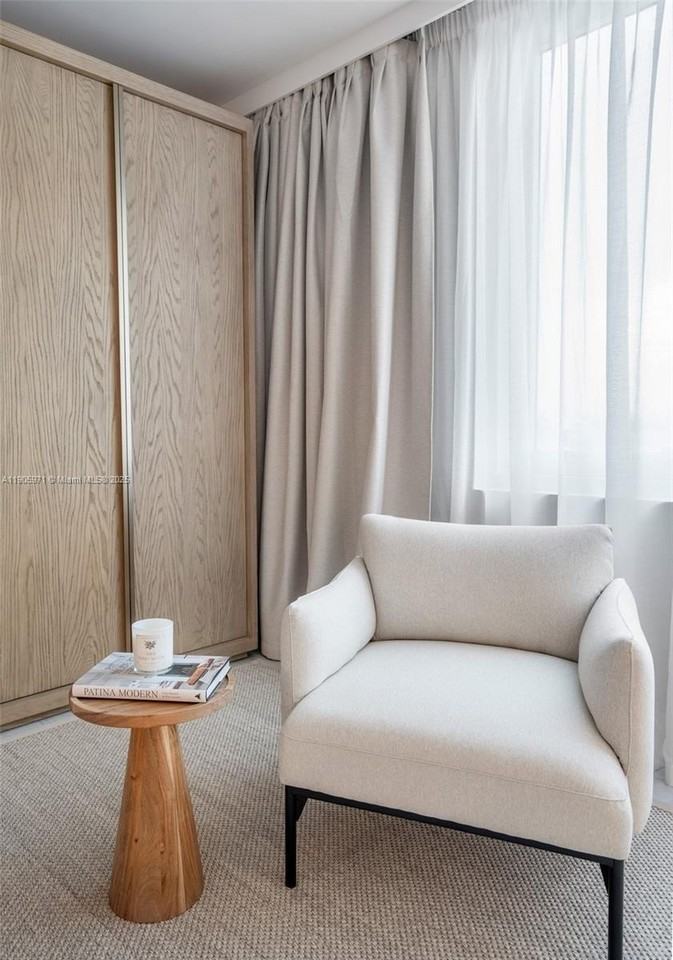 2301 Collins Ave #836 - Photo 4 of 28