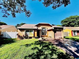 1430 Sw 85th Ter #1430 - Photo 1 of 1