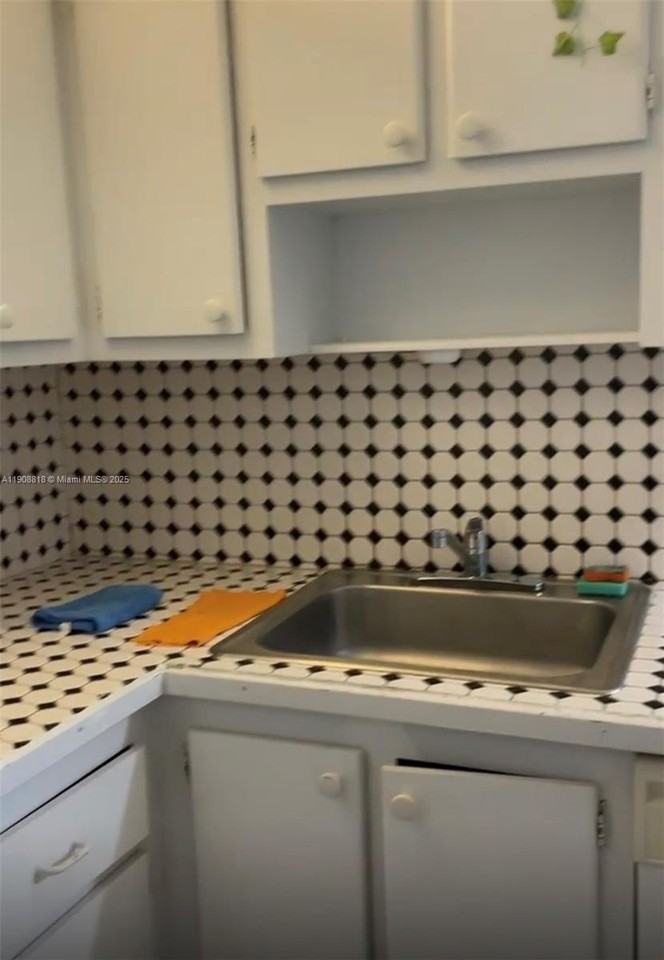 16851 Ne 23rd Ave #A519 - Photo 2 of 11