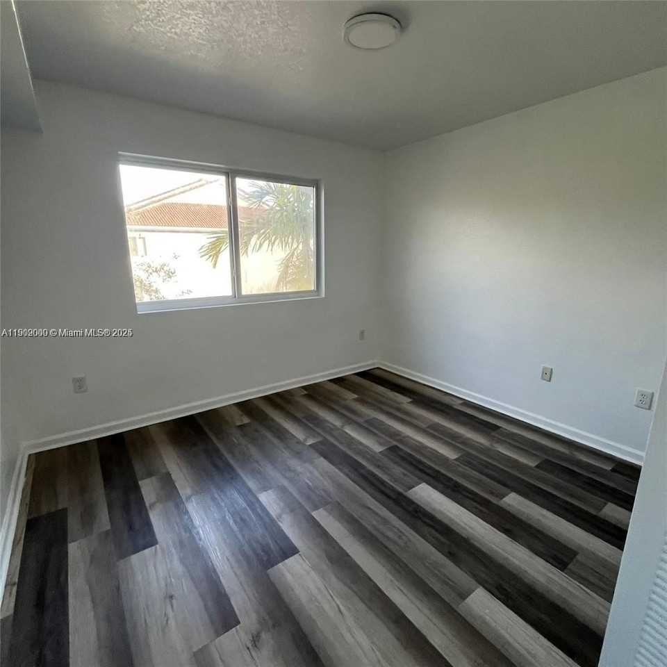 15410 Sw 284th St #8307 - Photo 4 of 14