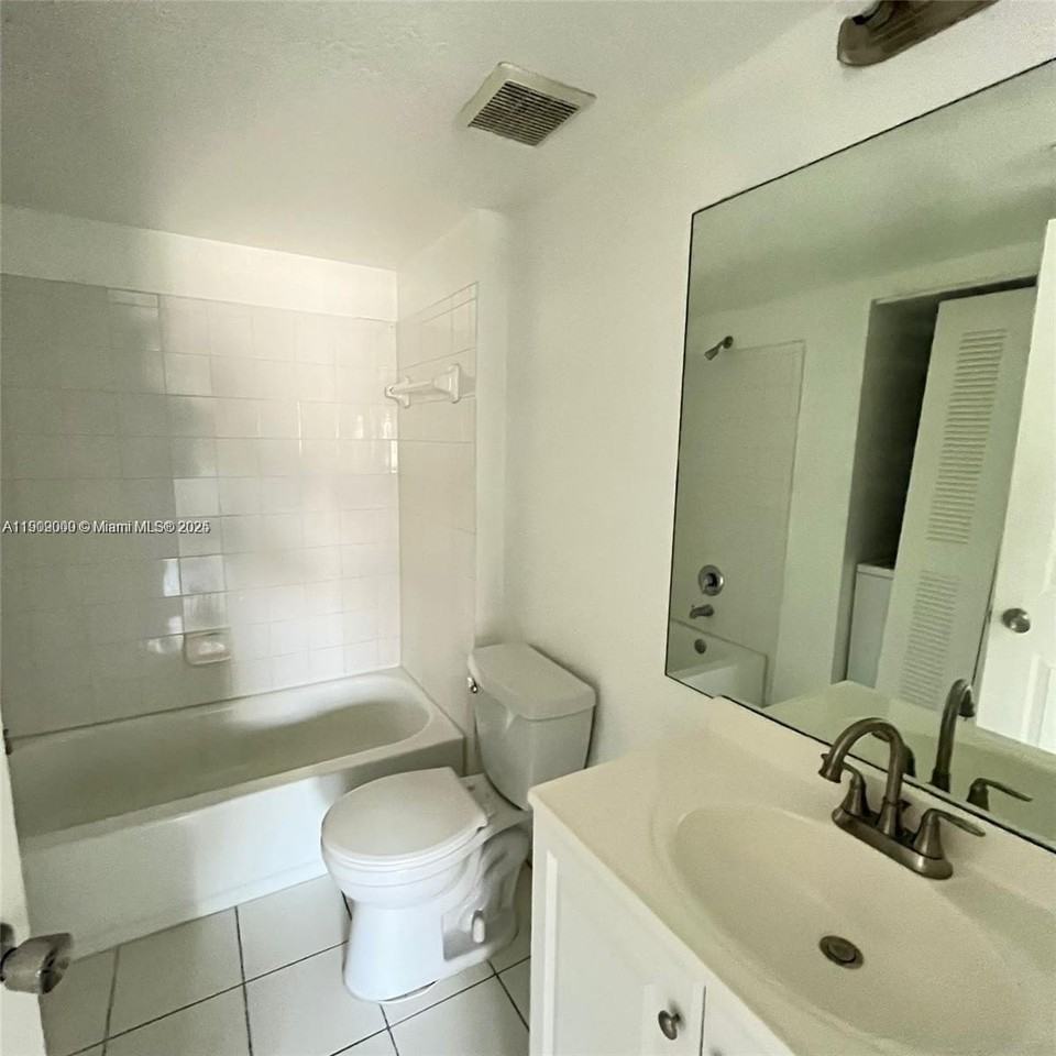 15410 Sw 284th St #8307 - Photo 5 of 14
