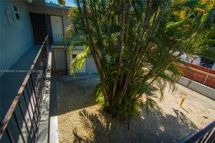 2000 Nw 29th St #5 - Photo 1 of 1