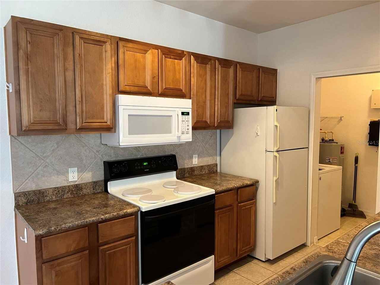 8387 38th Street Cir E #106 - Photo 4 of 19