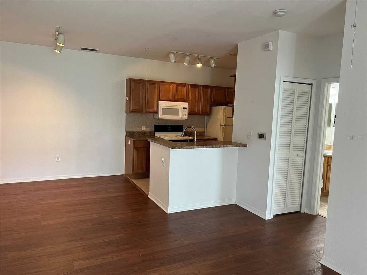 8387 38th Street Cir E #106 - Photo 7 of 19