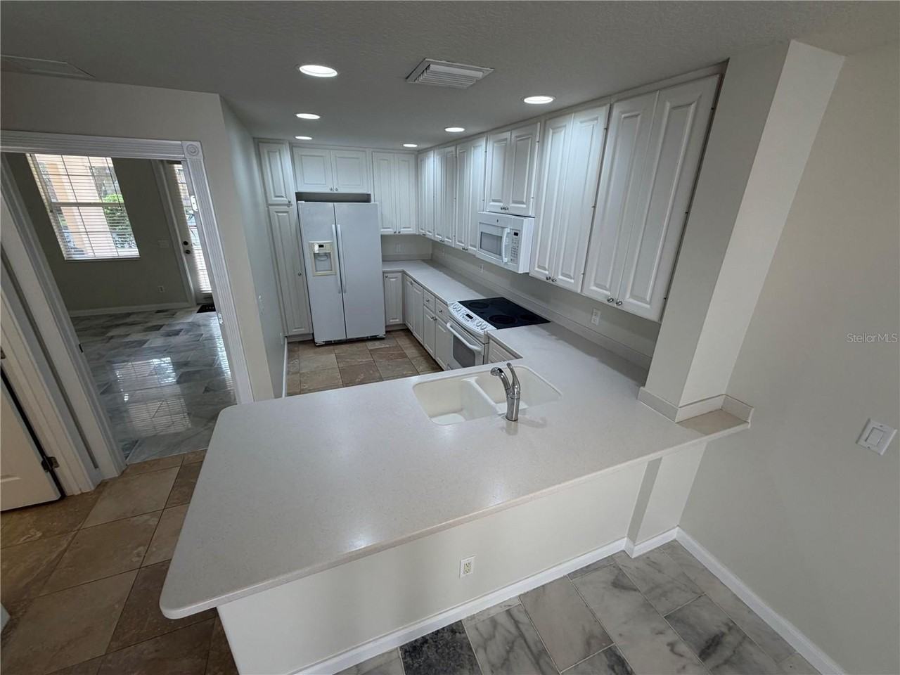 8427 Leatherleaf Ln - Photo 3 of 22