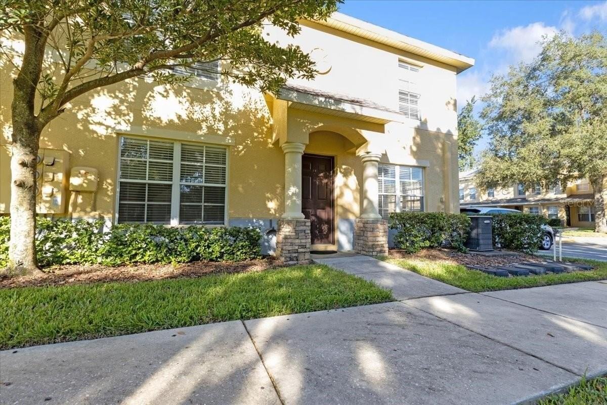 37554 Daliha Ter - Photo 2 of 36