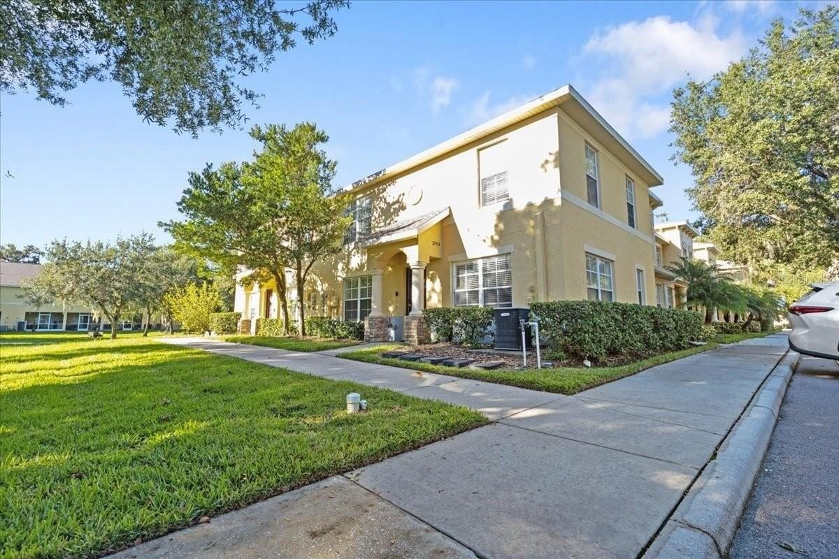 37554 Daliha Ter - Photo 3 of 36