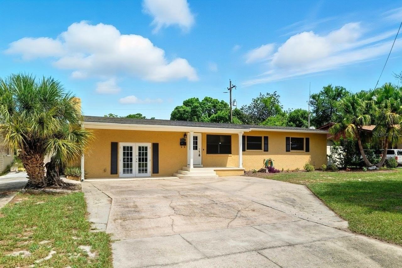 3707 Pelican Ln - Photo 4 of 31