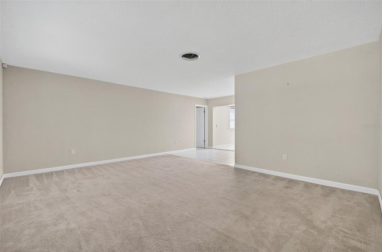 4300 50th Pl S - Photo 6 of 45