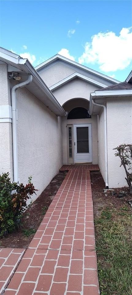 210 Chardonnay Pl - Photo 3 of 26