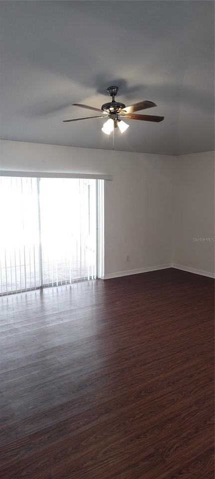 210 Chardonnay Pl - Photo 4 of 26