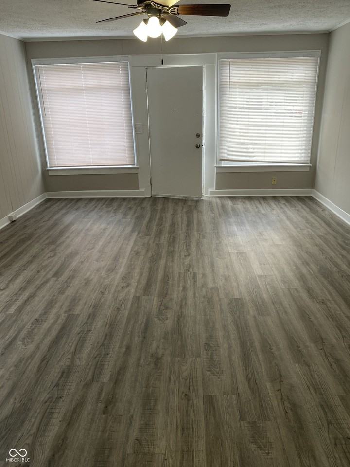 5338 Winthrop Avenue - Photo 4 of 14