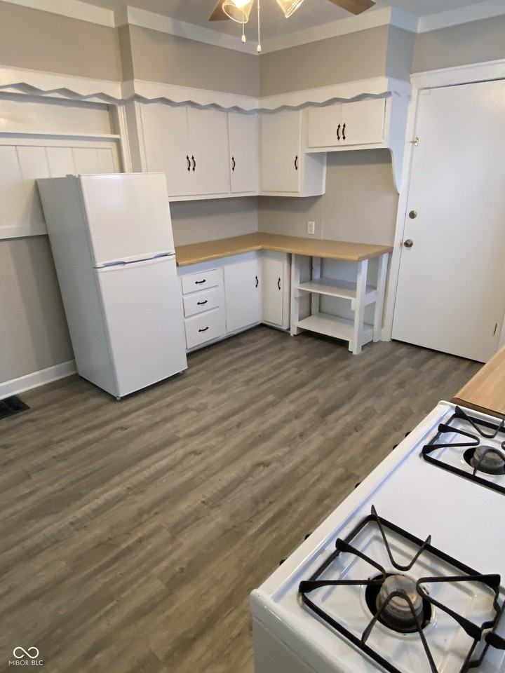 5338 Winthrop Avenue - Photo 7 of 14