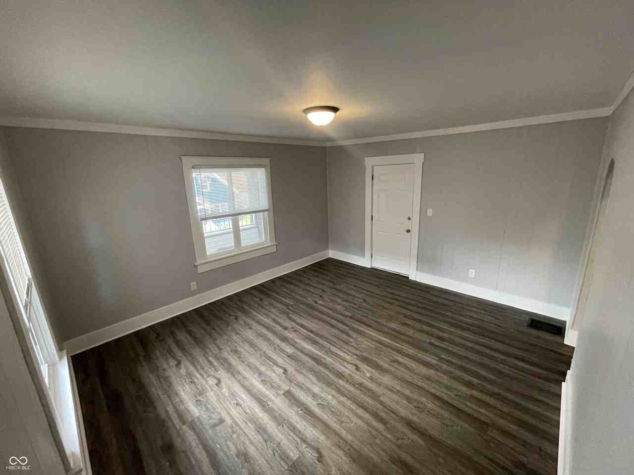 129 W Hendricks St #2 - Photo 6 of 11