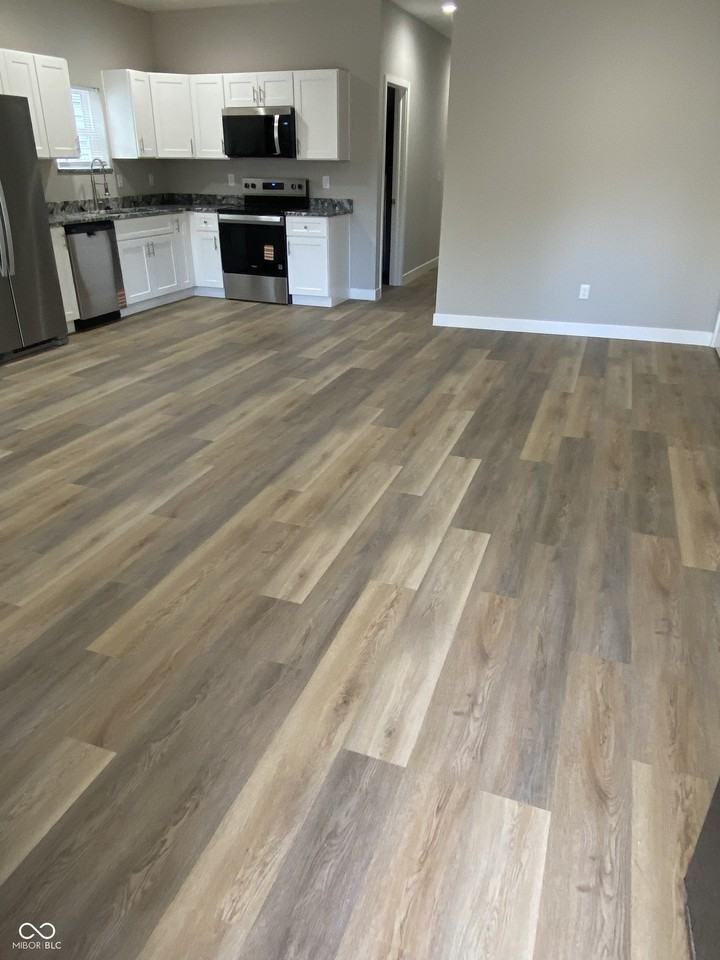 931 N Beville Ave - Photo 5 of 17