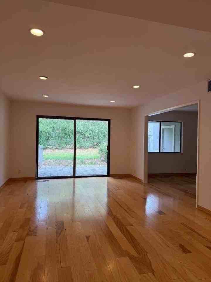 5302 Cribari Hts - Photo 3 of 26