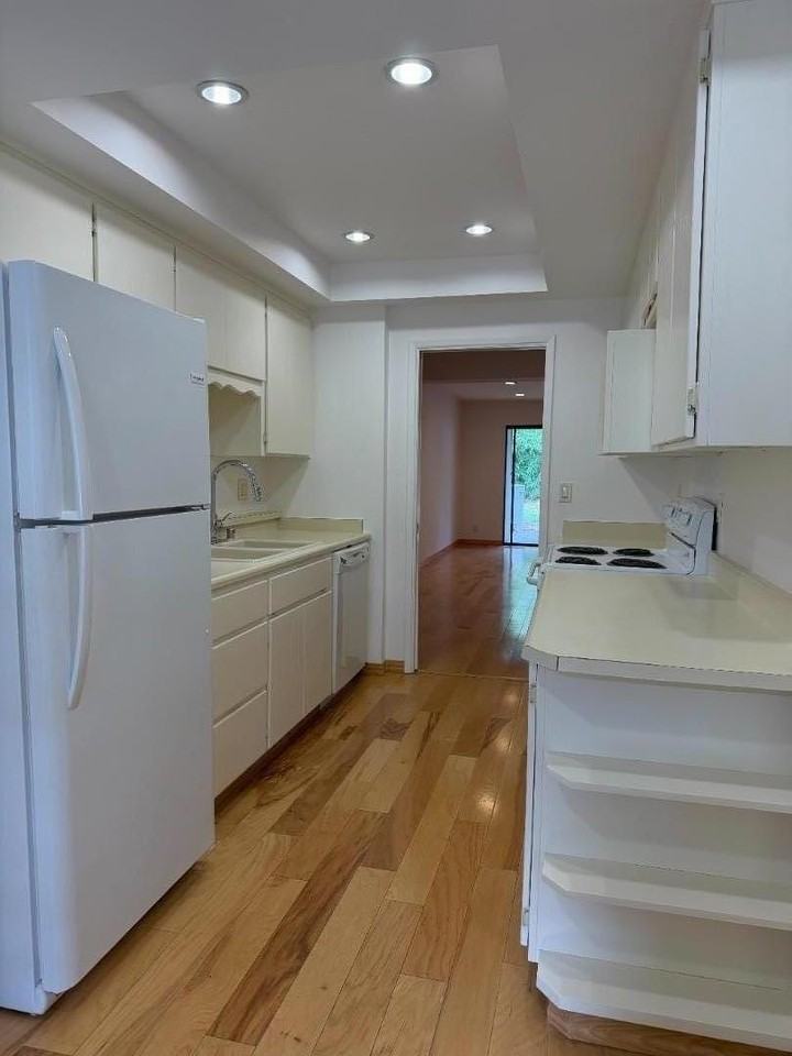 5302 Cribari Hts - Photo 5 of 26