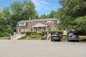 featured image of 28 Harris St #2