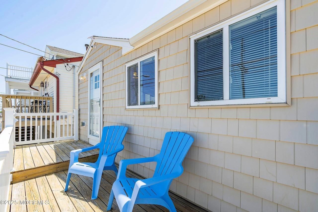 309 Hiering Ave #A - Photo 2 of 18