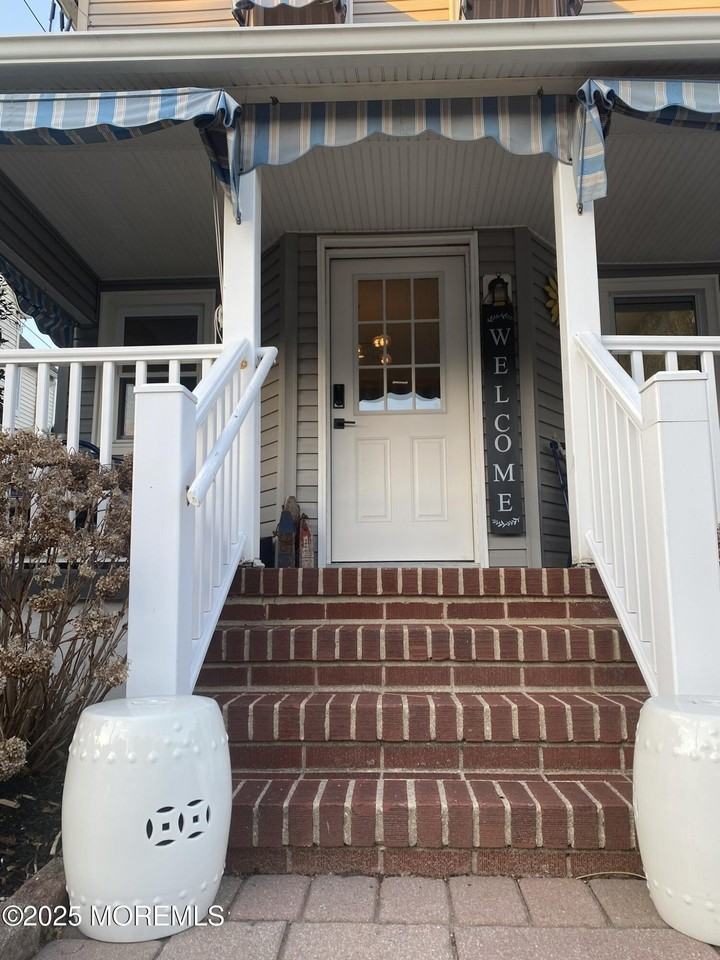 408 Park Place Ave - Photo 2 of 40