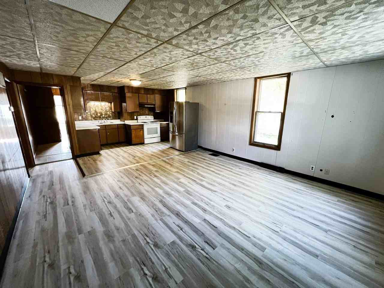 123 W Waupansie St #1 - Photo 2 of 13