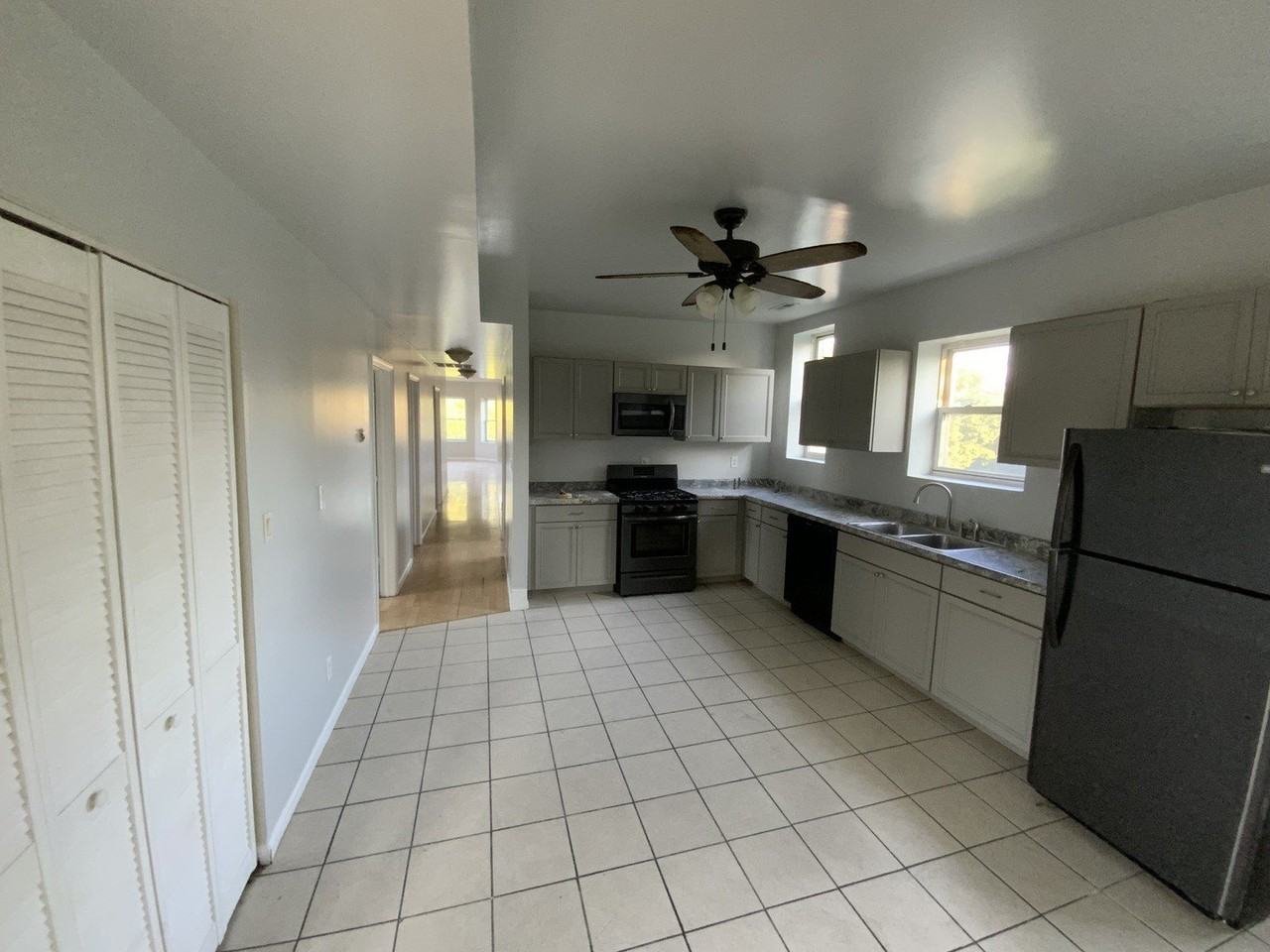 6508 S Morgan St #3 - Photo 2 of 11