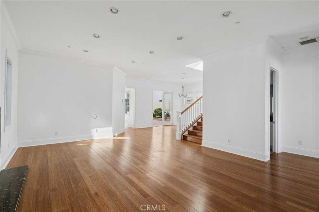 1697 Calle De Los Alamos - Photo 4 of 25