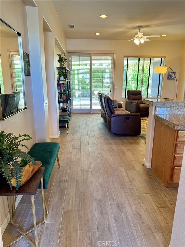 80589 Hoylake Dr - Photo 4 of 50