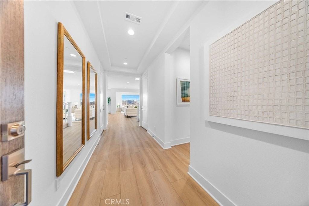 230 Collino - Photo 2 of 50