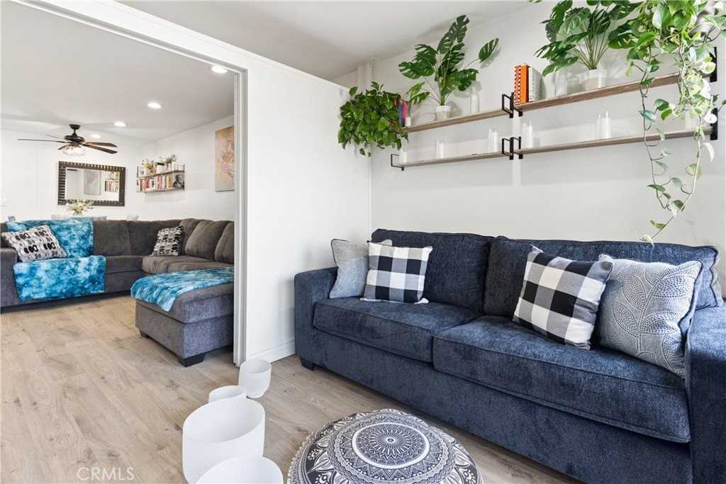 7740 Redlands St - Photo 5 of 14