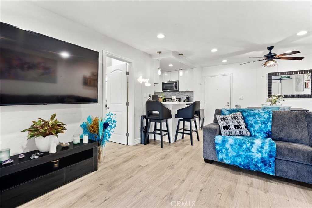 7740 Redlands St - Photo 7 of 14