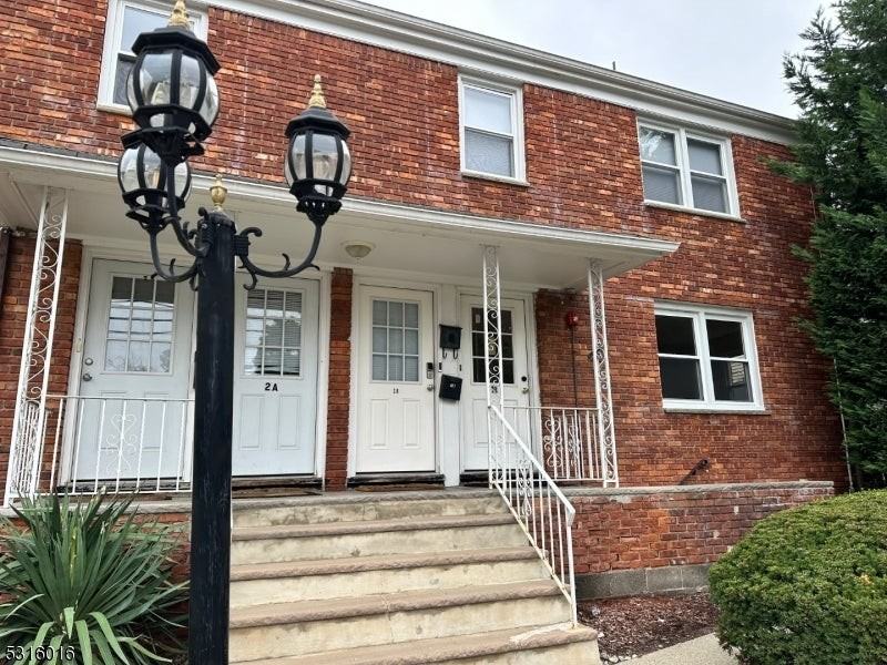 1 Oak Grove Rd - Photo 3 of 15