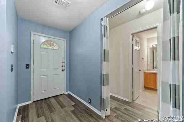 1911 Wormack Way - Photo 4 of 25