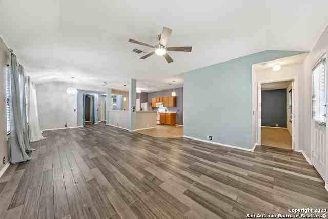 1911 Wormack Way - Photo 7 of 25